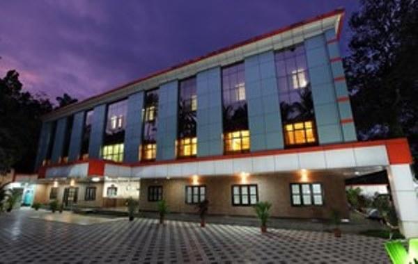 Broad Bean Hotel Tellicherry ภายนอก รูปภาพ