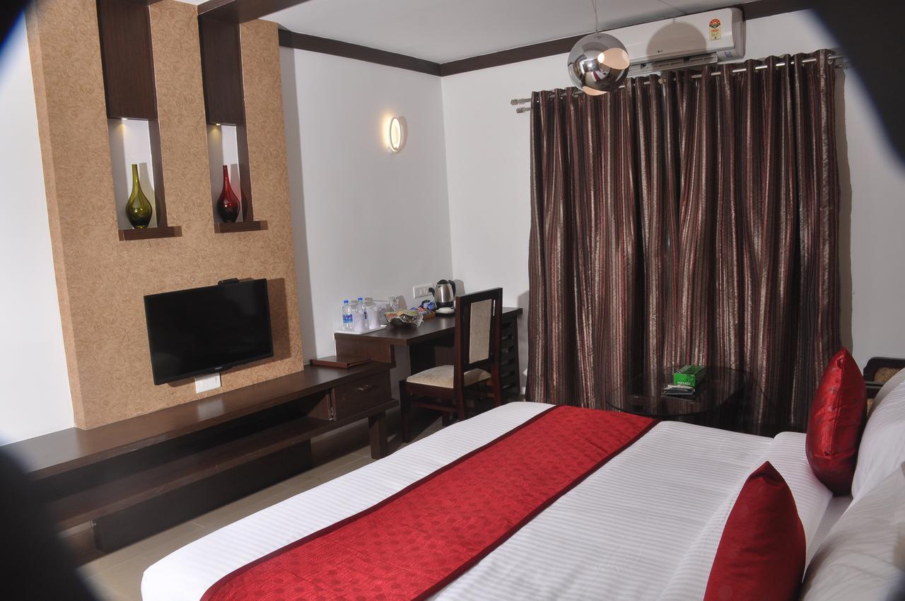 Broad Bean Hotel Tellicherry ภายนอก รูปภาพ
